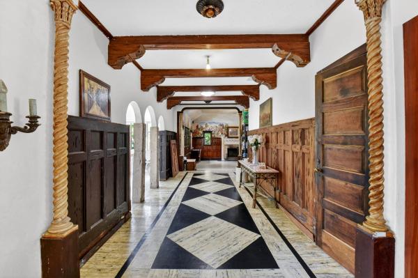 Colonial Estates, 424 Oxford St, West Palm Beach, Florida 33405, image 1