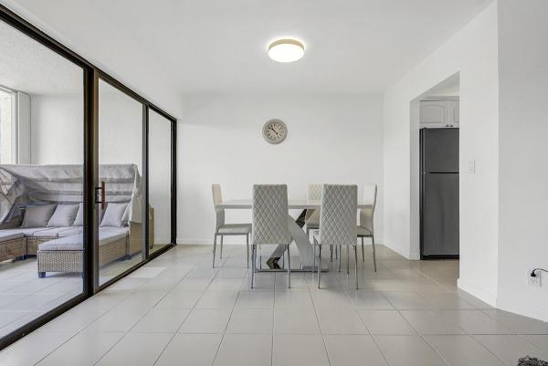 Camino Real Village, 5749 Camino Del Sol #404, Boca Raton, Florida 33433, image 1