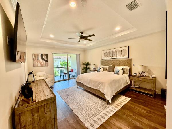 Binks Pointe, 168 Crape Myrtle Ln, Wellington, Florida 33414, image 2