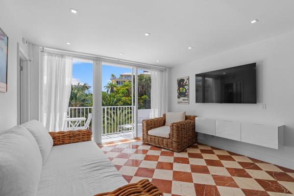 401 Peruvian Ave #3020, Palm Beach, Florida 33480, image 2
