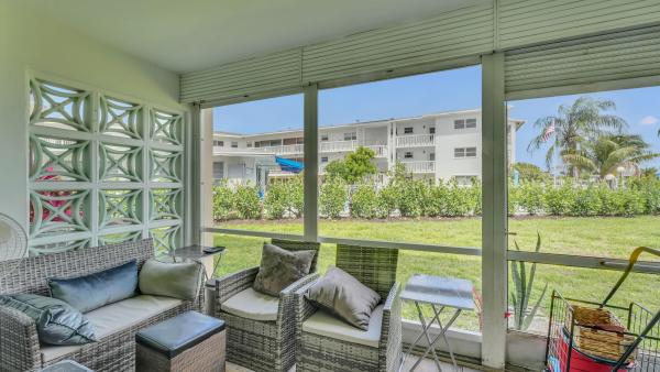 Lakeshore Lodge, 298 SE 6th Ave #2, Pompano Beach, Florida 33060, image 2