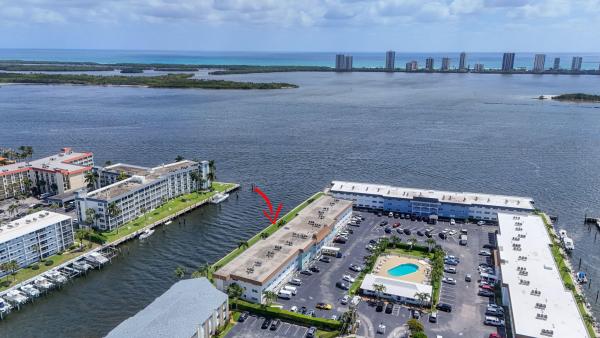 Shore Club, 111 Shore Ct #206, North Palm Beach, Florida 33408, image 1