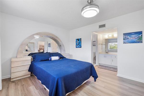 Oriole Golf & Tennis Club 1, 7847 Golf Circle Dr #211, Margate, Florida 33063, image 1