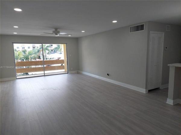 The Caravel, 1700 SE 15th St #309, Fort Lauderdale, Florida 33316, image 1