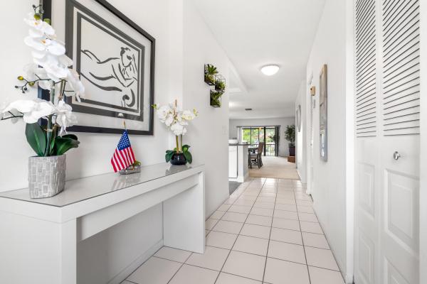 Fairways Of Boca Lago, 21218 Lago Cir #F, Boca Raton, Florida 33433, image 2