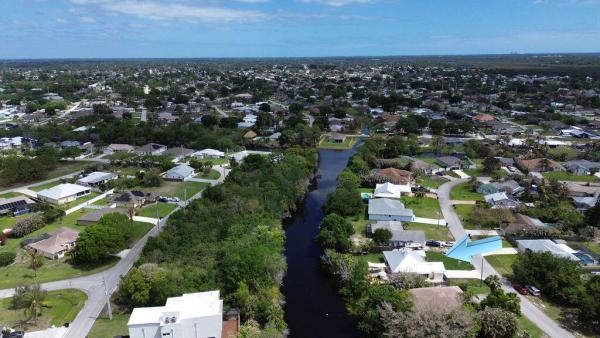 2530 SE Hemsing St, Port St. Lucie, Florida 34984, image 1