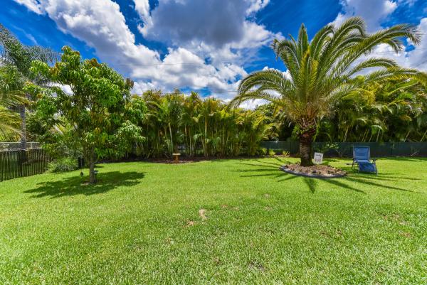 1172 SE Menores, Port St. Lucie, Florida 34952, image 2