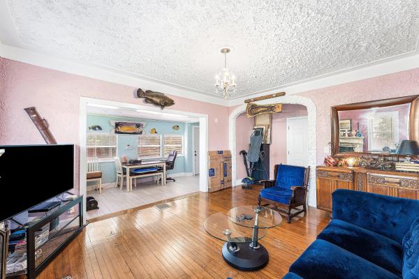 Lake Worth Beach No HOA, 909 N A St, Lake Worth Beach, Florida 33460, image 1