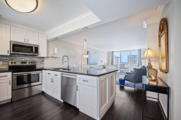 Granada House Apartments, 201 N Ocean Blvd #PH-2, Pompano Beach, Florida 33062, image 1