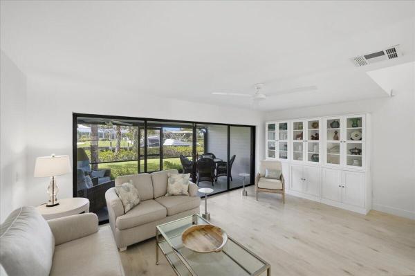 Tarpon Bay Moorings, 1102 SE Mitchell Ave #205, Port St. Lucie, Florida 34952, image 2
