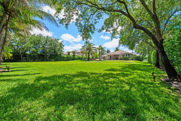 Signature Estates, 11371 NW 6th St, Plantation, Florida 33325, image 2