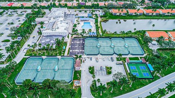 Palm Isles, 9758 Harbour Lake Cir, Boynton Beach, Florida 33437, image 2