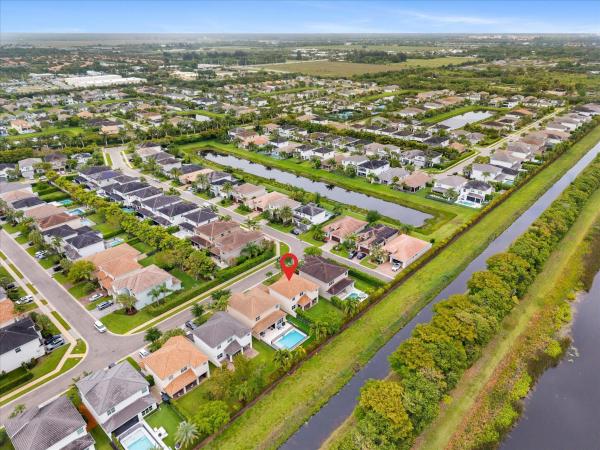 Dakota, 10021 Steamboat Springs Cir, Delray Beach, Florida 33446, image 2
