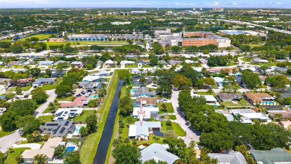 Palm Beach Gardens No HOA, 9831 S Hyacinth Cir Cir, Palm Beach Gardens, Florida 33410, image 2
