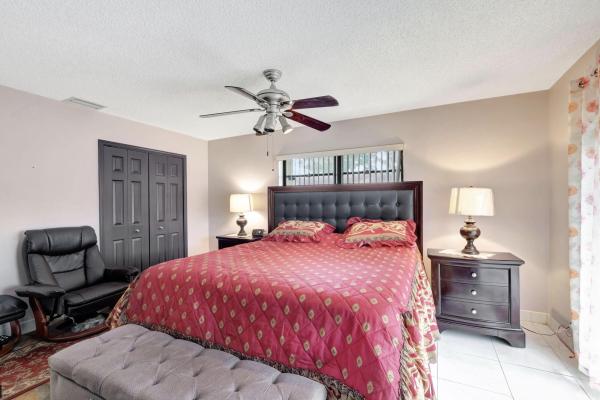 4660 Greentree Pl #B, Boynton Beach, Florida 33436, image 2