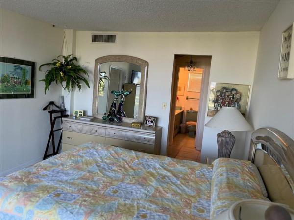 Tiara East, 333 NE 21st Ave #304, Deerfield Beach, Florida 33441, image 2