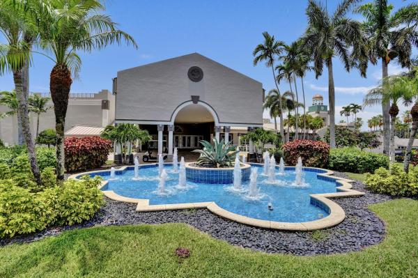 7669 Springwater Pl, Boynton Beach, Florida 33437, image 3
