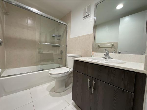 Country Club Towers, 18335 NW 68th Ave #2455-516, Hialeah, Florida 33015, image 2
