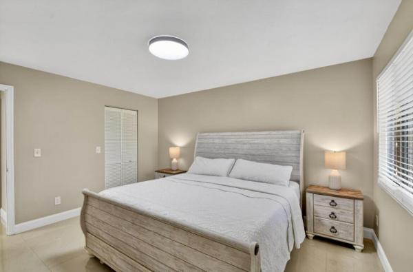 Parkway Village, 8699 Uranus Ter, West Palm Beach, Florida 33403, image 1