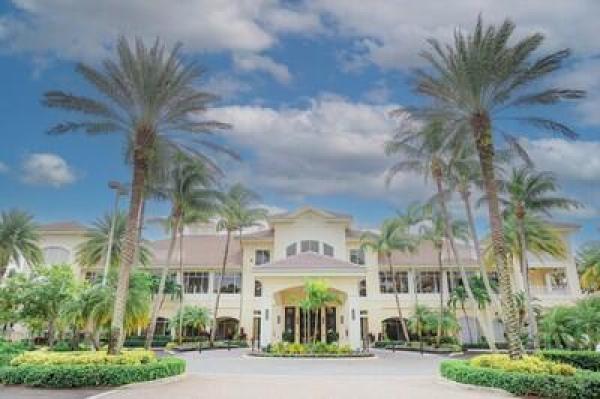 Sunset Bay, 201 Sunset Bay Ct, Palm Beach Gardens, Florida 33418, image 2