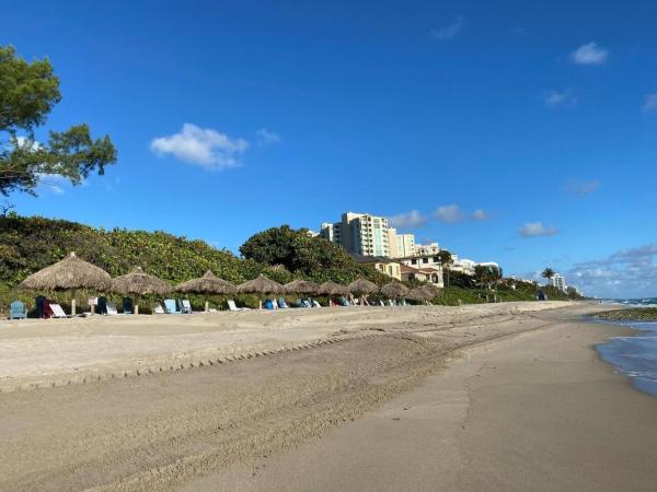 Regency Highland Club, 3912 S Ocean Blvd #906, Highland Beach, Florida 33487, image 1