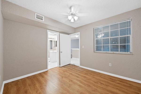 LakeView Club, 2861 N Oakland Forest Dr #202, Oakland Park, Florida 33309, image 3