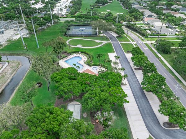 Saratoga Bay, 2390 Saratoga Bay Dr, West Palm Beach, Florida 33409, image 2