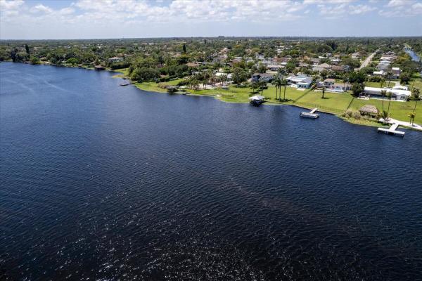 Island Estates, 6535 Paul Mar Dr, Lake Worth, Florida 33462, image 2