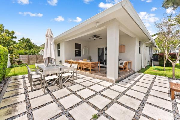 Marilynn Gardens, 1500 SW 20th St, Fort Lauderdale, Florida 33315, image 2