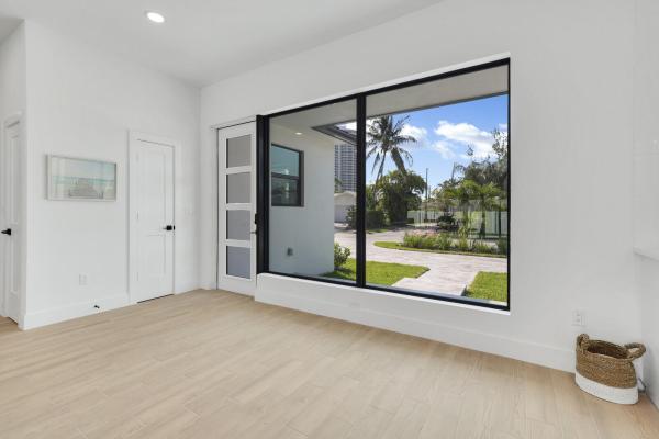 Yacht Harbor Estates, 1248 N Harbor Dr, Riviera Beach, Florida 33404, image 1