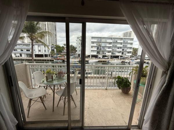 Bayview Point, 3601 NE 170th St #402-B, North Miami Beach, Florida 33160, image 3