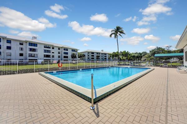 Whitehall At Camino Real, 6097 Balboa Cir #406, Boca Raton, Florida 33433, image 3