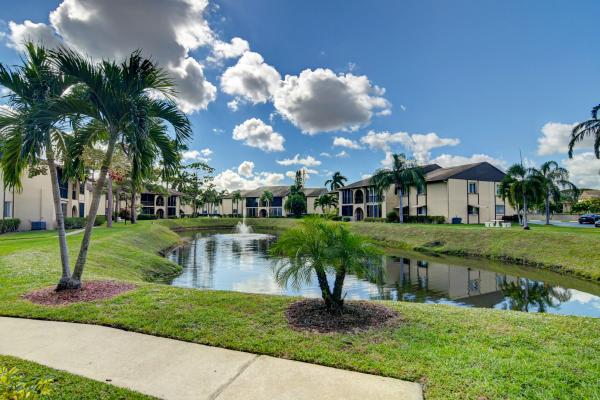 Pine Ridge 3, 334 Pine Ridge Cir #B-1, Greenacres, Florida 33463, image 1