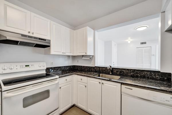 Sheridan East, 1450 SE 3rd Ave #305, Dania Beach, Florida 33004, image 1