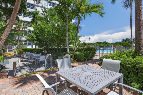 East Point Towers, 1160 N Federal Hwy #1022, Fort Lauderdale, Florida 33304, image 1