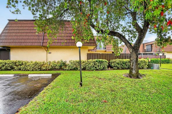 Treeberry, 4175 Turnberry Cir #1102, Lake Worth Beach, Florida 33467, image 1