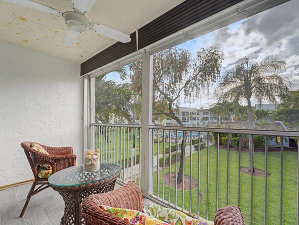 Royal Park Gardens 3, 6800 Royal Palm Blvd #207F, Margate, Florida 33063, image 1