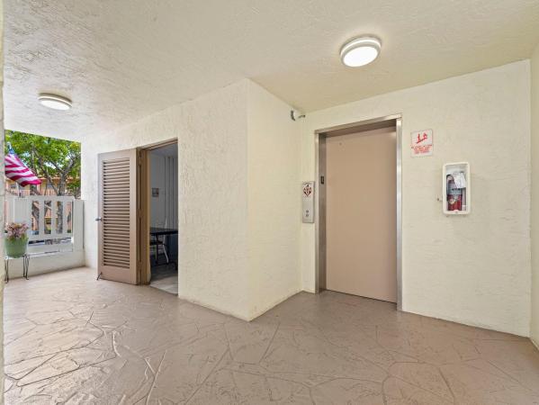 Royal Park Gardens 3, 6800 Royal Palm Blvd #207F, Margate, Florida 33063, image 2