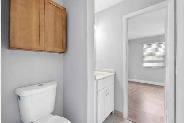 Lakebridge Townhomes, 185 SW 3rd St, Pompano Beach, Florida 33060, image 1