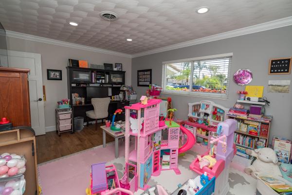 Garden Isles, 421 SE 4th Ter, Pompano Beach, Florida 33060, image 2