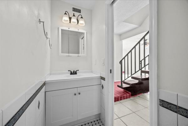 3548 Gardens East Dr #B, Palm Beach Gardens, Florida 33410, image 3