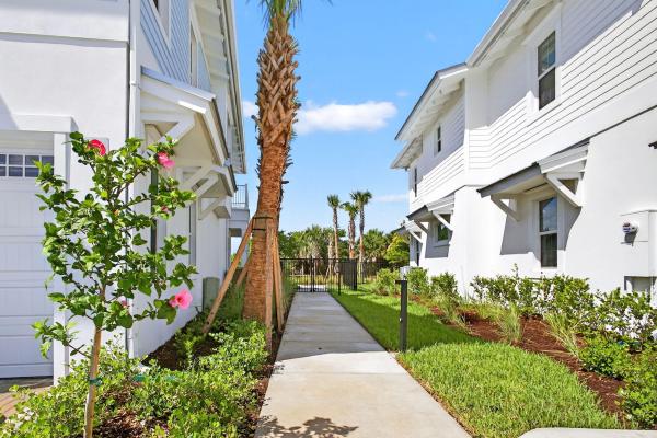 125 Water Pointe Pl #27, Jupiter, Florida 33477, image 3