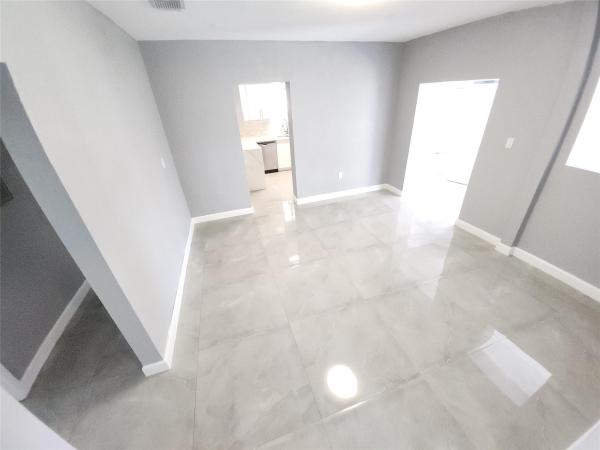 Fulford By The Sea, 1766 NE 181st St, North Miami Beach, Florida 33162, image 3
