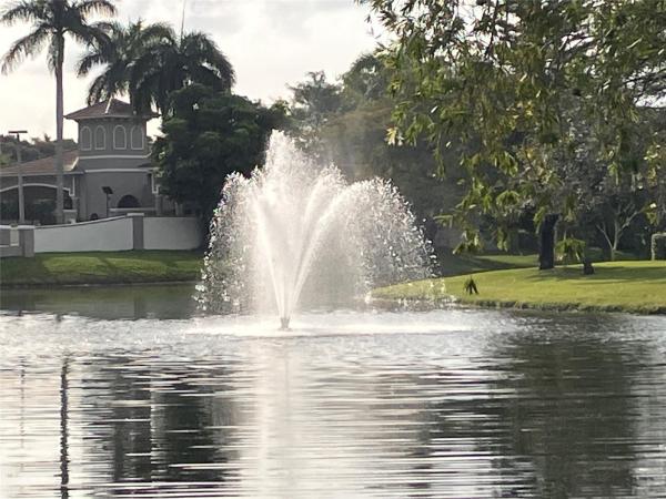 Nassau Village, 2710 Nassau Bnd, Coconut Creek, Florida 33066, image 2
