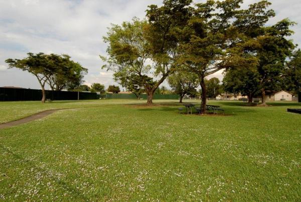 North Lauderdale Village, 971 SW 83rd Ave, North Lauderdale, Florida 33068, image 1