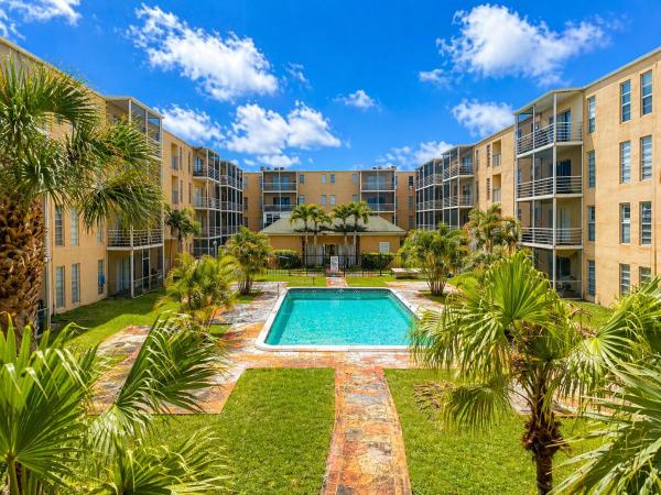 Town Square, 4848 NW 24th Ct #327, Lauderdale Lakes, Florida 33313, image 3