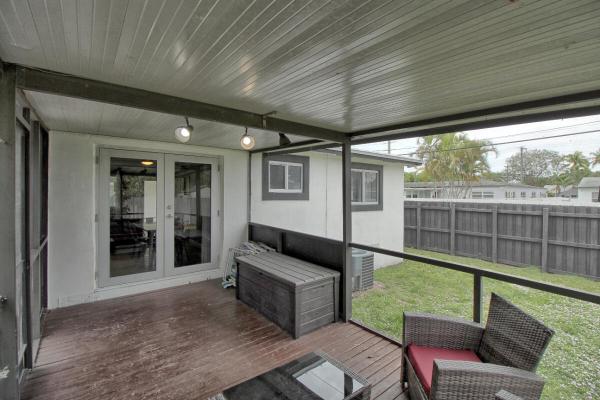 Hollywood Park, 1324 N 24th Ave, Hollywood, Florida 33020, image 3
