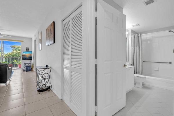Yardley, 7735 Yardley Dr #305, Tamarac, Florida 33321, image 2