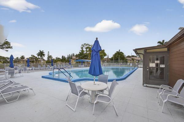 315 Pine Ridge Cir #D-1, Greenacres, Florida 33463, image 3