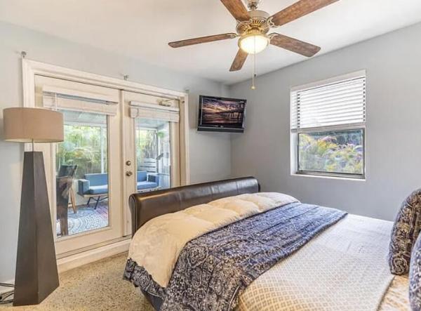 Dell Park, 250 NE 13th St, Delray Beach, Florida 33444, image 1